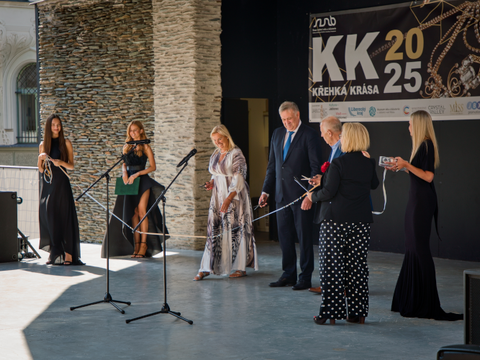 Prodejní výstava skla a bižuterie Křehká krása 2026