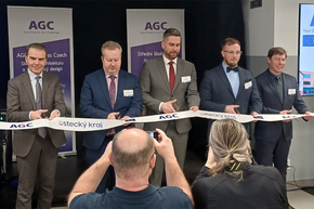 Střední škola AGC slavnostně otevřela novou budovu